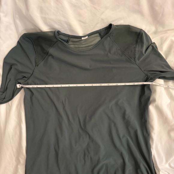 EUC lululemon Sculpt Long-Sleeve Shirt - Picture 5 of 9